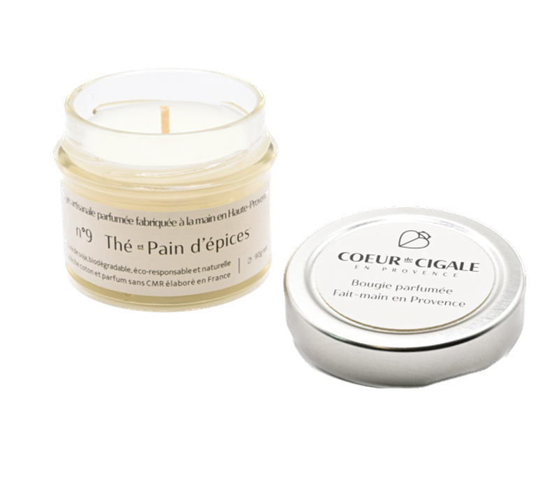 Bougie parfumée Pain d'épices et thé, cire de soja. Bougie artisanale coulée à la main en Provence.