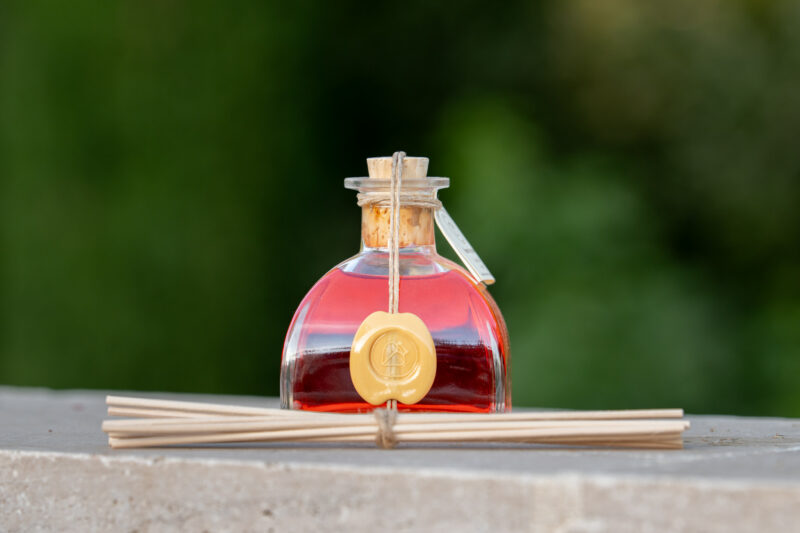 Diffuseur de parfum d'ambiance Coquelicot. Fabriqué à la main en Provence.