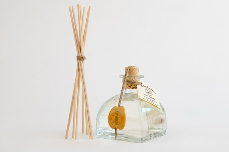 Parfum d'ambiance Agrumes, senteur fraîche et fruitée pour la maison.