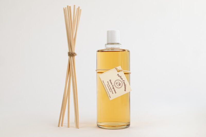 Recharge diffuseur d'ambiance parfum Fleur de Saint-Jean. Senteur florale pour la maison.