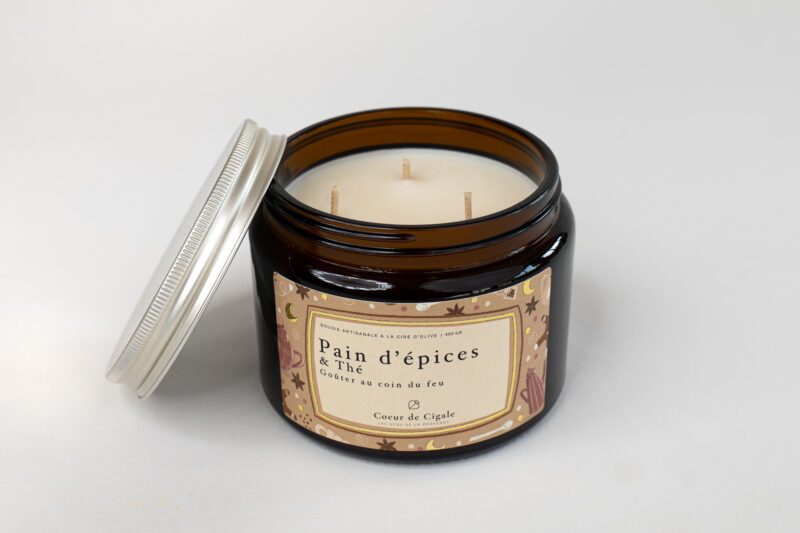 Bougie de Noël Pain d'épices et thé. Bougie artisanale à la cire d'olive.