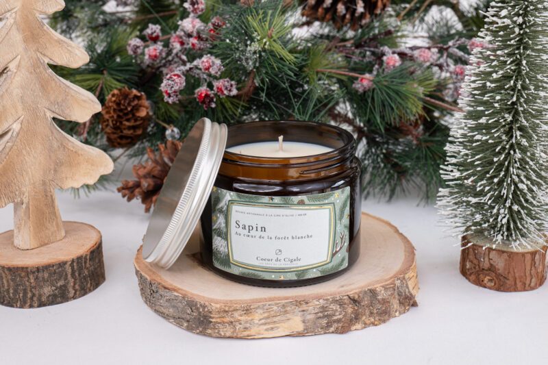 Bougie de Noël Sapin, fabriquée en Provence. Coeur de Cigale.