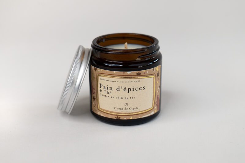 Bougie parfumée Pain d'épices et Thé. Bougie de Noël, coulée à la main en Provence